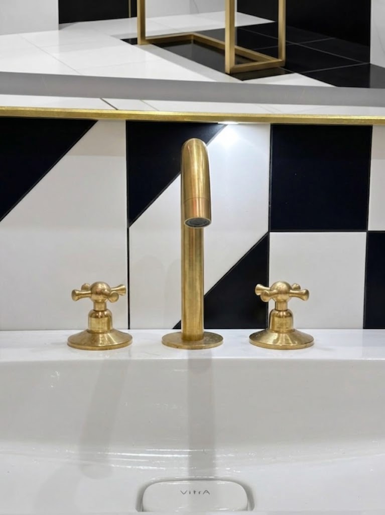 Widespread Brass Bathroom Faucet — Dual Cross Handles, 3-Hole #BL018